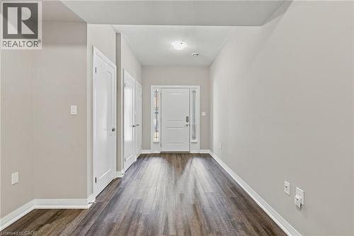13 Aqua Lane, Hamilton, ON - Indoor Photo Showing Other Room