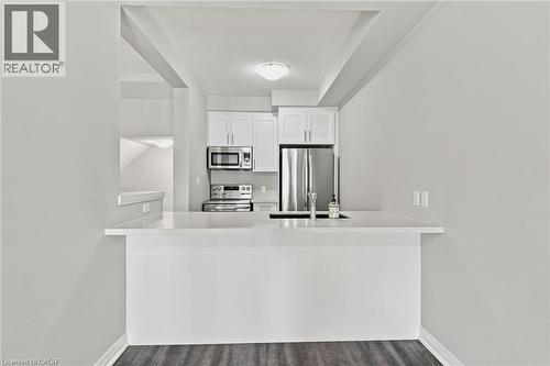 13 Aqua Lane, Hamilton, ON - Indoor Photo Showing Kitchen With Stainless Steel Kitchen