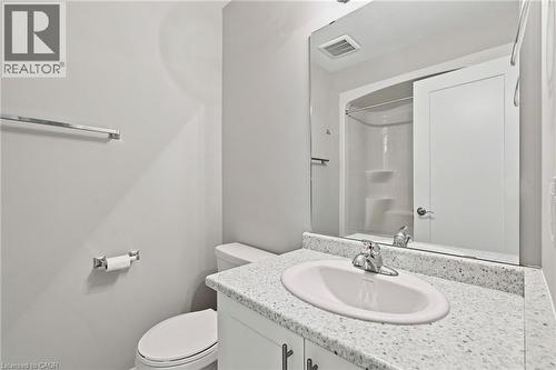 13 Aqua Lane, Hamilton, ON - Indoor Photo Showing Bathroom