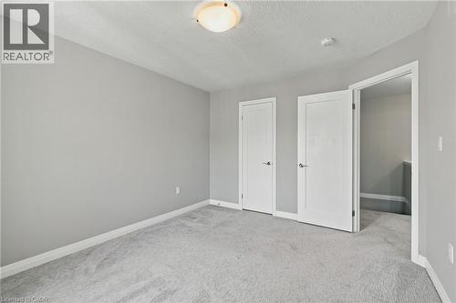 13 Aqua Lane, Hamilton, ON - Indoor Photo Showing Other Room