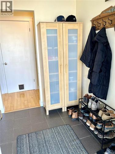 Cadrain Acres, Swift Current Rm No. 137, SK - Indoor