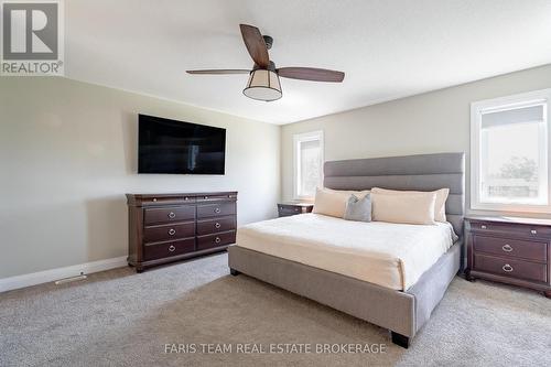 4 Cheslock Crescent, Oro-Medonte, ON - Indoor Photo Showing Bedroom