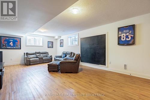 4 Cheslock Crescent, Oro-Medonte, ON - Indoor