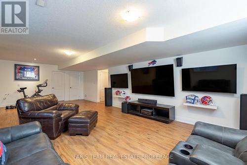 4 Cheslock Crescent, Oro-Medonte, ON - Indoor