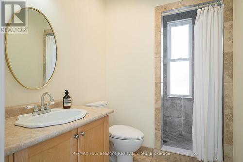 36 Saint Marie Street, Collingwood, ON - Indoor Photo Showing Bathroom