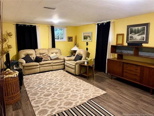 688 Eh Daigle Blvd, Grand-Sault/Grand Falls, NB 