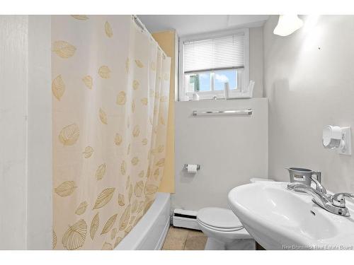21 Spruce St, Moncton, NB 