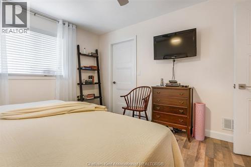 60 Manning Drive, Chatham, ON - Indoor Photo Showing Bedroom
