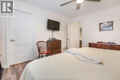 60 Manning Drive, Chatham, ON - Indoor Photo Showing Bedroom