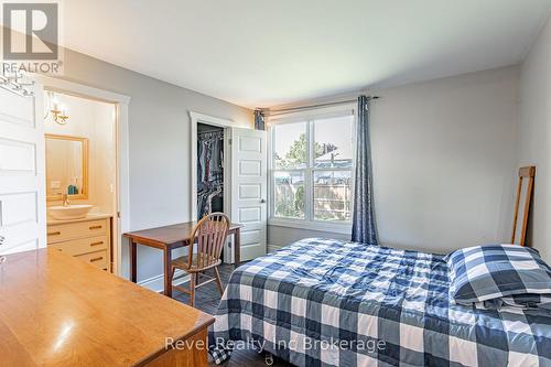 31 Givins Street, Woodstock (Woodstock - North), ON - Indoor Photo Showing Bedroom