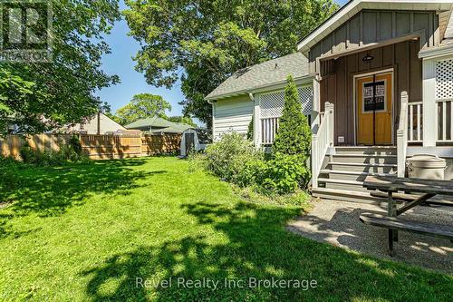 31 Givins Street, Woodstock (Woodstock - North), ON - Outdoor