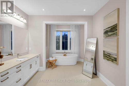 15 Peter Glass Road, King, ON - Indoor Photo Showing Bathroom