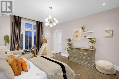 15 Peter Glass Road, King, ON - Indoor Photo Showing Bedroom