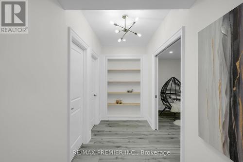 15 Peter Glass Road, King, ON - Indoor Photo Showing Other Room