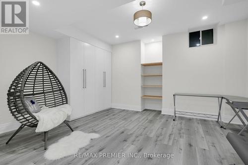 15 Peter Glass Road, King, ON - Indoor Photo Showing Other Room