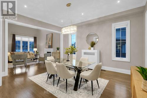 15 Peter Glass Road, King, ON - Indoor Photo Showing Dining Room