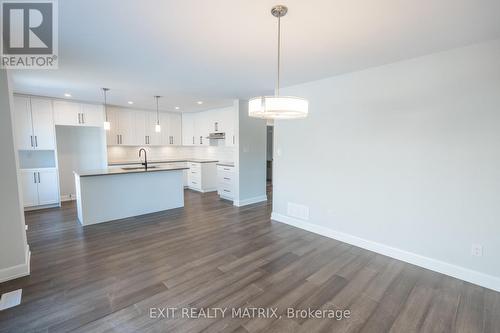 14 Glenco Road, South Stormont, ON - Indoor Photo Showing Kitchen