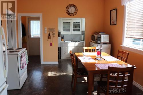 36 Kippens Road, Kippens, NL - Indoor Photo Showing Dining Room