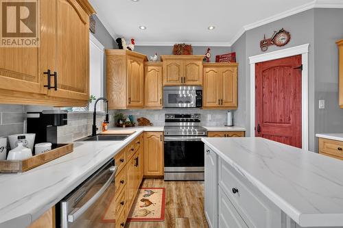 2 Ingrids Lane, Roaches Line, NL - Indoor Photo Showing Kitchen