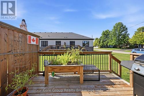 9.5 South Court Street, Norwich (Norwich Town), ON - Outdoor With Deck Patio Veranda With Exterior