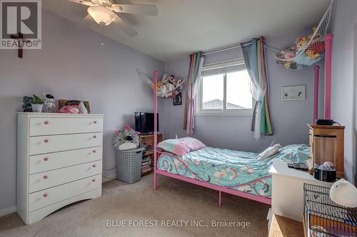 5 Bonaparte Lane, London East (East I), ON - Indoor Photo Showing Bedroom