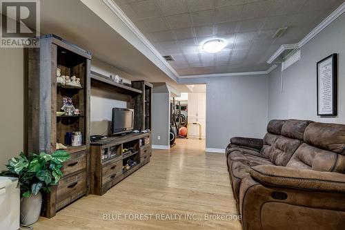 5 Bonaparte Lane, London East (East I), ON - Indoor