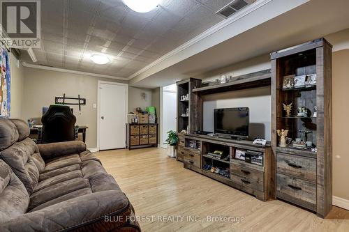 5 Bonaparte Lane, London East (East I), ON - Indoor