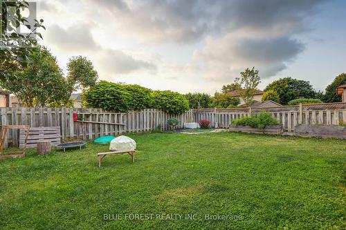 5 Bonaparte Lane, London East (East I), ON - Outdoor