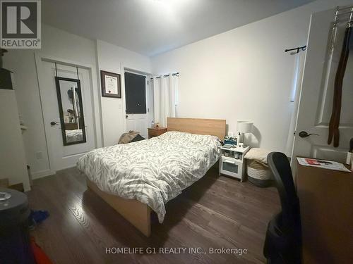 286 Hunter Street W, Hamilton, ON - Indoor Photo Showing Bedroom
