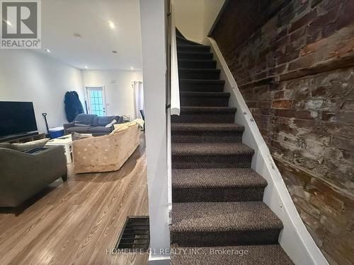 286 Hunter Street W, Hamilton, ON - Indoor Photo Showing Other Room