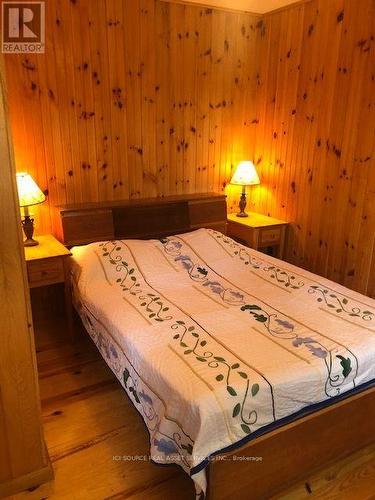 136 Frair'S Bay Road, Huron Shores, ON - Indoor Photo Showing Bedroom