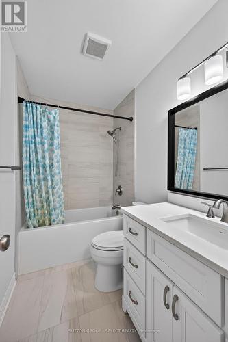 2ND FLOOR BATHROOM - 2021 Lumb Court, London North (North R), ON - Indoor Photo Showing Bathroom