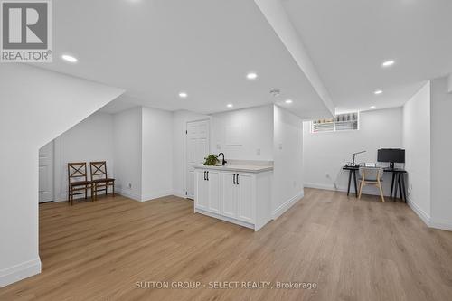 KITCHETTE - 2021 Lumb Court, London North (North R), ON - Indoor Photo Showing Other Room