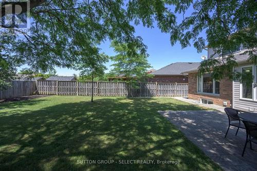 FULLY FENCED - 2021 Lumb Court, London North (North R), ON - Outdoor