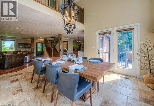 8466 Sideroad 30, Rockwood, ON - Indoor Photo Showing Dining Room