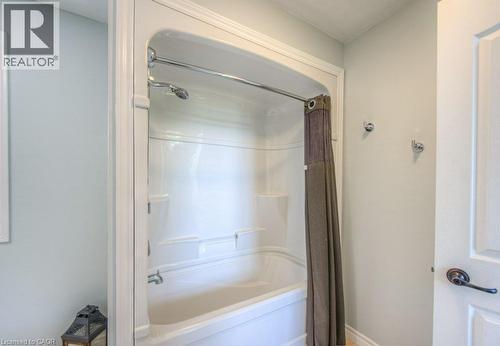 8466 Sideroad 30, Rockwood, ON - Indoor Photo Showing Bathroom