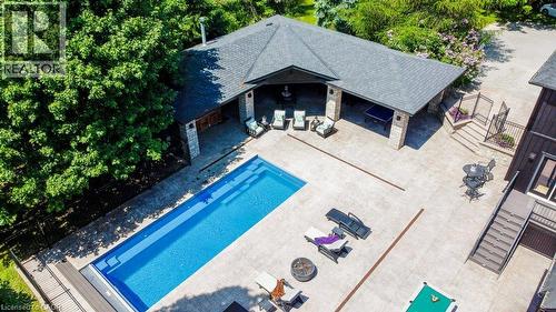 8466 Sideroad 30, Rockwood, ON - Outdoor With In Ground Pool