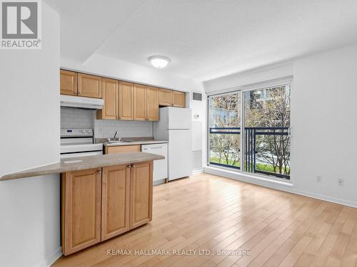 311 - 75 Dalhousie Street, Toronto, ON - Indoor Photo Showing Kitchen