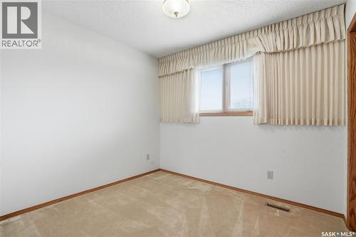 238 S Avenue N, Saskatoon, SK - Indoor Photo Showing Other Room