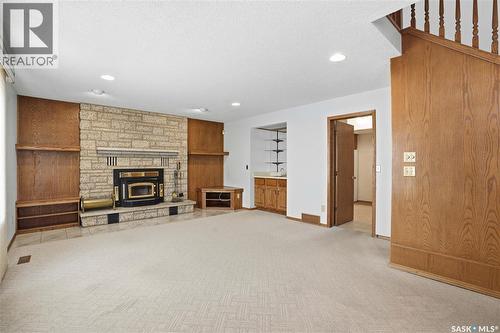 238 S Avenue N, Saskatoon, SK - Indoor With Fireplace