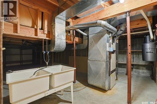 238 S Avenue N, Saskatoon, SK - Indoor Photo Showing Basement
