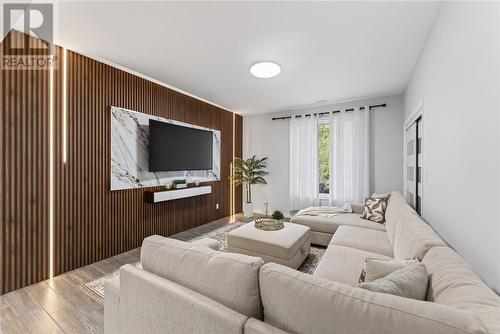 5381 Desmarais, Sudbury, ON - Indoor Photo Showing Living Room