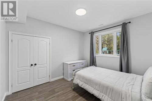 5381 Desmarais, Sudbury, ON - Indoor Photo Showing Bedroom