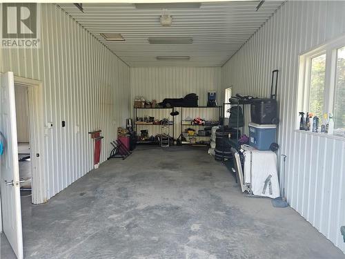5381 Desmarais, Sudbury, ON - Indoor Photo Showing Garage