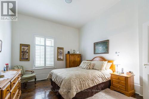 5 - 233 John Street, Belleville (Belleville Ward), ON - Indoor Photo Showing Bedroom