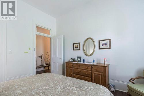 5 - 233 John Street, Belleville (Belleville Ward), ON - Indoor Photo Showing Bedroom