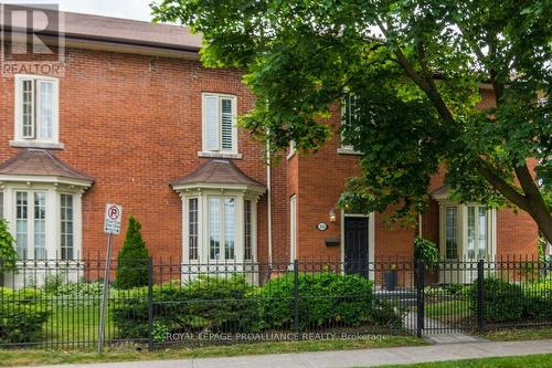 5 - 233 John Street, Belleville (Belleville Ward), ON - Outdoor