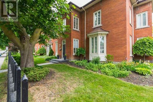 5 - 233 John Street, Belleville (Belleville Ward), ON - Outdoor