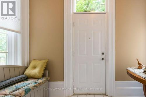 5 - 233 John Street, Belleville (Belleville Ward), ON - Indoor