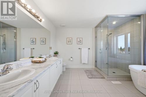 60 Hennessey Crescent, Kawartha Lakes (Lindsay), ON - Indoor Photo Showing Bathroom